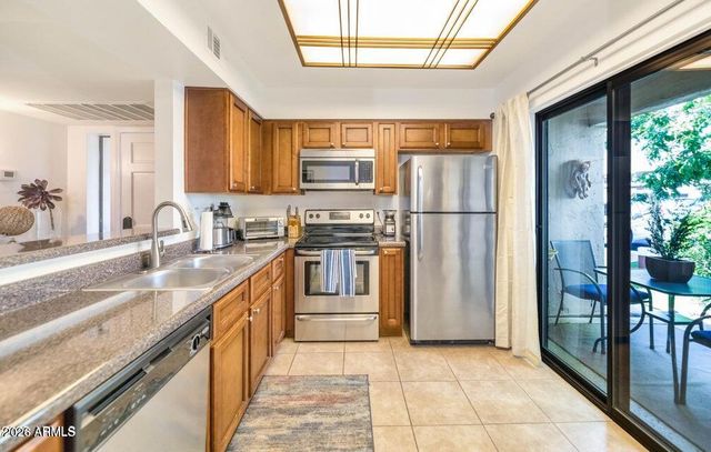9275 E MISSION Lane 118, Scottsdale, AZ 85258