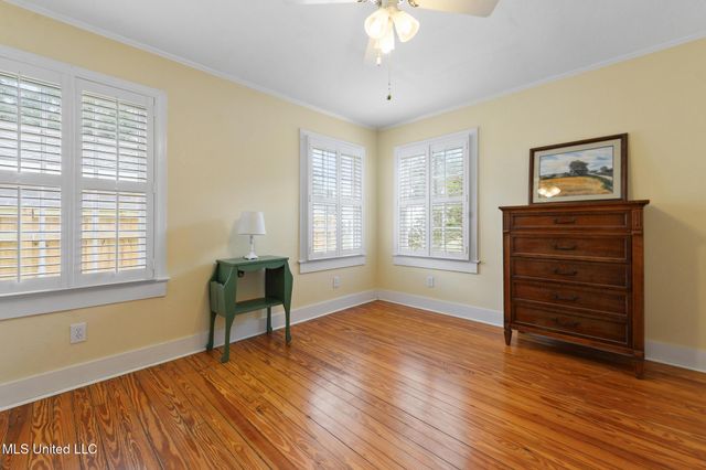 321 State Street, Bay Saint Louis, MS 39520