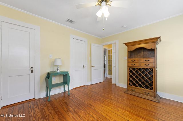 321 State Street, Bay Saint Louis, MS 39520