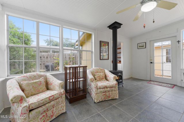 321 State Street, Bay Saint Louis, MS 39520