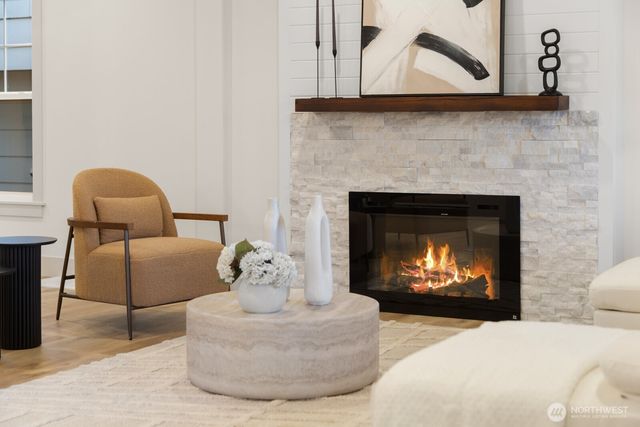 3037 21st Avenue W, Seattle, WA 98199