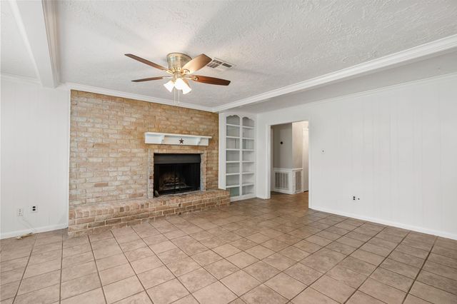 13714 Lynnwood Lane, Sugar Land, TX 77498