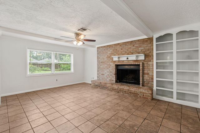 13714 Lynnwood Lane, Sugar Land, TX 77498