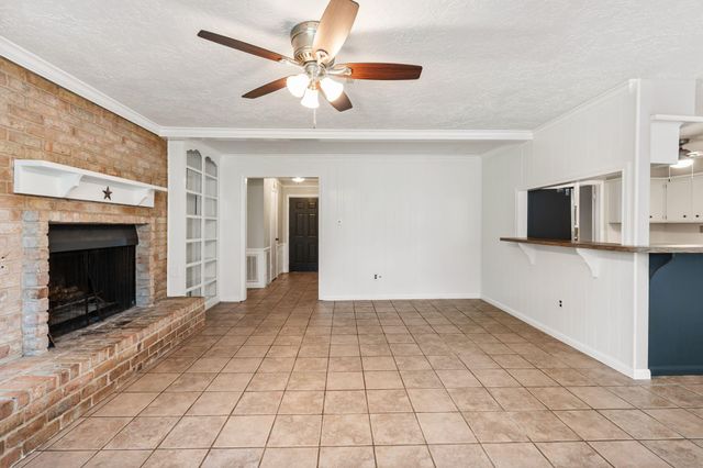 13714 Lynnwood Lane, Sugar Land, TX 77498