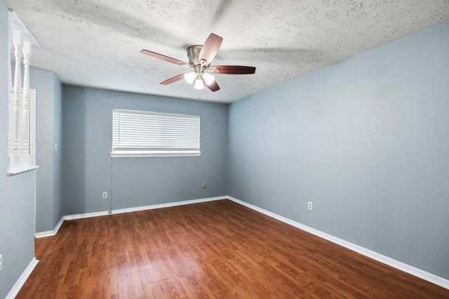 13714 Lynnwood Lane, Sugar Land, TX 77498