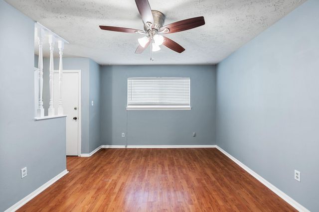 13714 Lynnwood Lane, Sugar Land, TX 77498