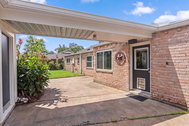 13714 Lynnwood Lane, Sugar Land, TX 77498