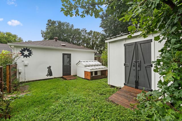 13714 Lynnwood Lane, Sugar Land, TX 77498