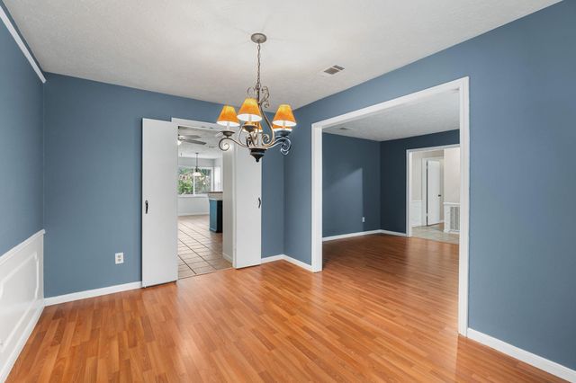 13714 Lynnwood Lane, Sugar Land, TX 77498