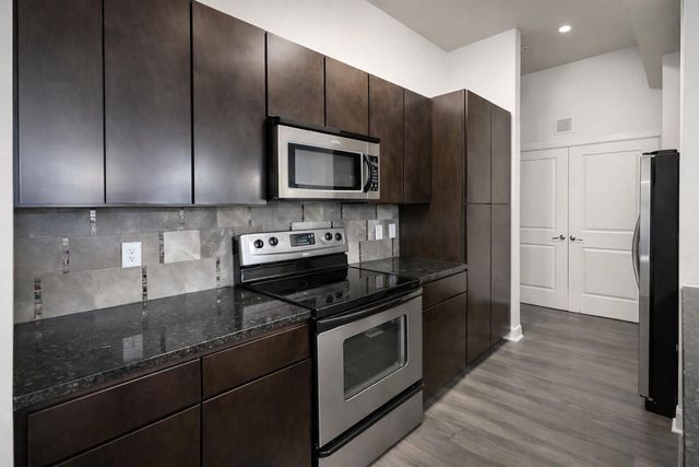 300 St Joseph Parkway 109, Houston, TX 77002