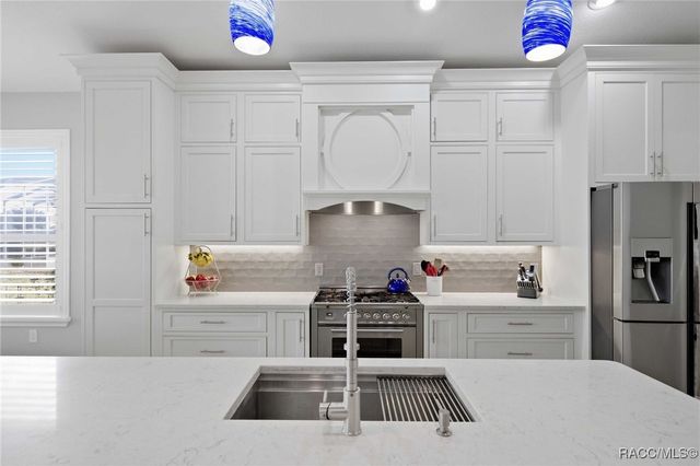 107 W Mickey Mantle Path, Hernando, FL 34442