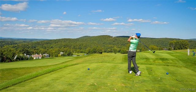 107 W Mickey Mantle Path, Hernando, FL 34442