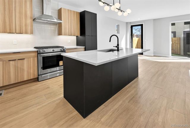 830 Cherry Street 2, Denver, CO 80220