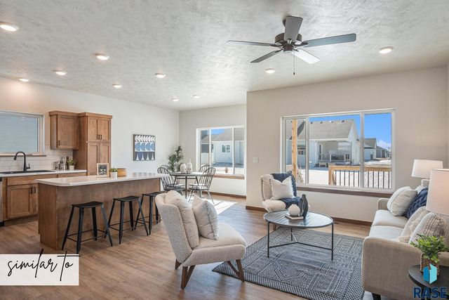 5513 S Mumford Ave Avenue, Sioux Falls, SD 57108