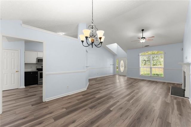 61 Hawthorne Drive, Jefferson, GA 30549