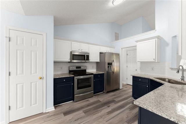 61 Hawthorne Drive, Jefferson, GA 30549