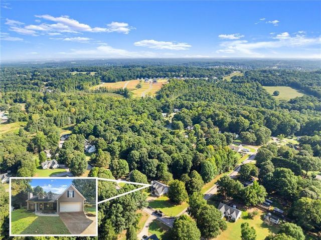 61 Hawthorne Drive, Jefferson, GA 30549