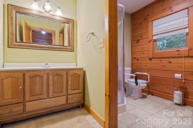 266 Rhododendron Drive, Saluda, NC 28773