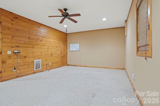 266 Rhododendron Drive, Saluda, NC 28773