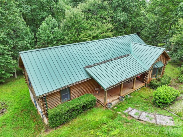 266 Rhododendron Drive, Saluda, NC 28773