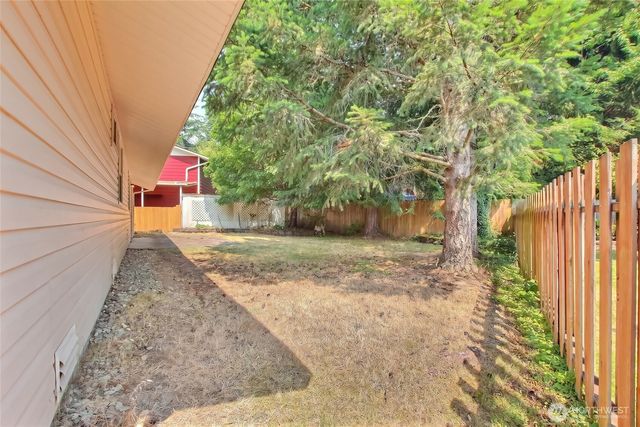 21815 6th Avenue W, Bothell, WA 98021