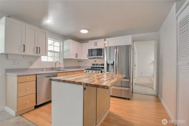 21815 6th Avenue W, Bothell, WA 98021