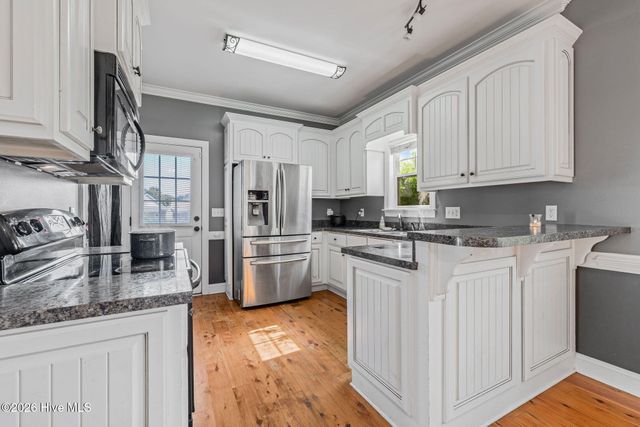 208 Stillwater Creek Drive, Goldsboro, NC 27534