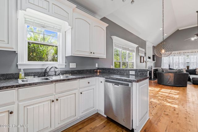 208 Stillwater Creek Drive, Goldsboro, NC 27534
