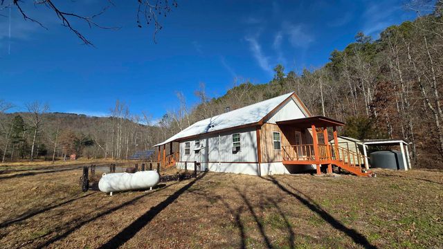 510 Good Spur Road, Shirley, AR 72153