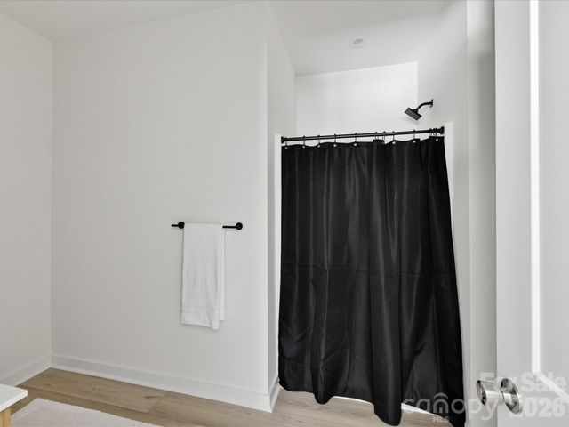 655 Stillgreen Lane, Charlotte, NC 28214