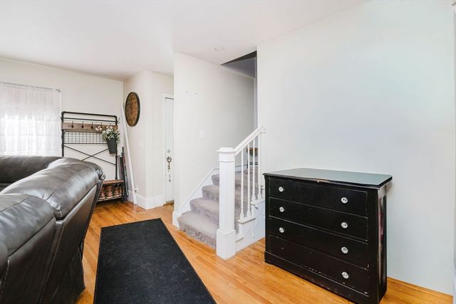 24 Cala Ave, Tiverton, RI 02878