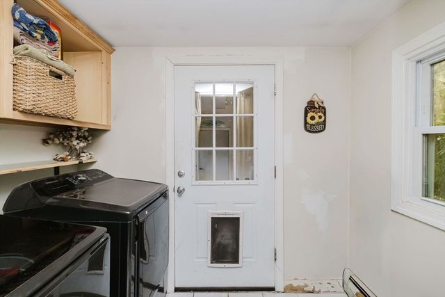 24 Cala Ave, Tiverton, RI 02878