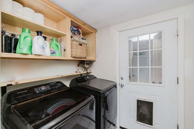 24 Cala Ave, Tiverton, RI 02878