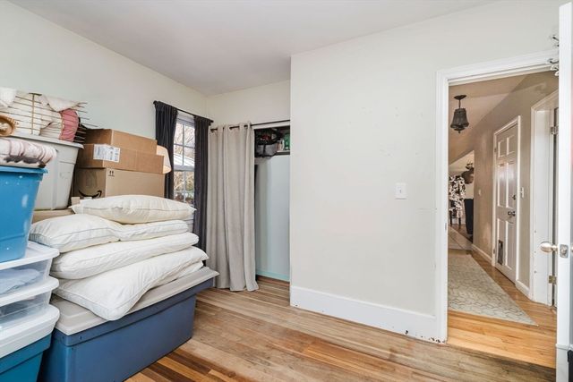 24 Cala Ave, Tiverton, RI 02878