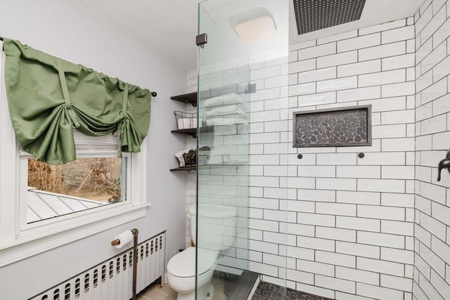 24 Cala Ave, Tiverton, RI 02878