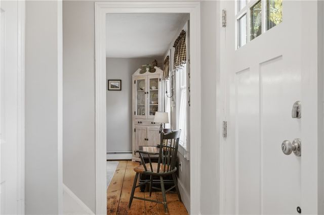 44 Old Great Road, North Smithfield, RI 02896