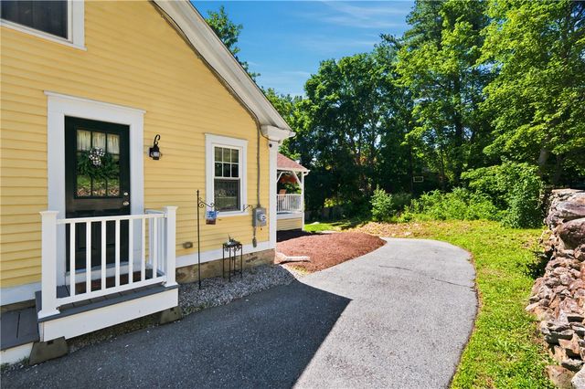 44 Old Great Road, North Smithfield, RI 02896