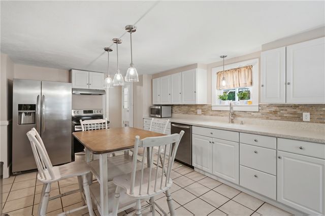 44 Old Great Road, North Smithfield, RI 02896