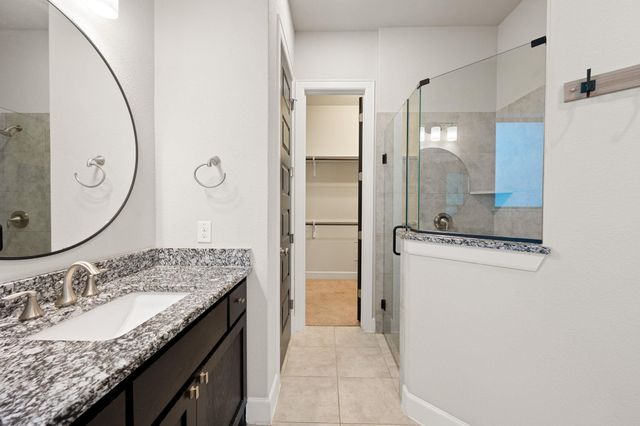 104 Cross Timbers DR, Georgetown, TX 78628