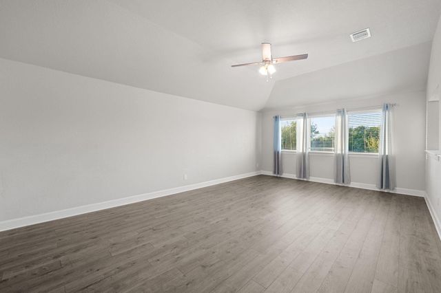 104 Cross Timbers DR, Georgetown, TX 78628