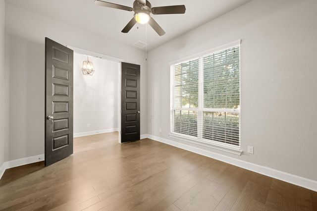 104 Cross Timbers DR, Georgetown, TX 78628
