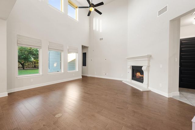 104 Cross Timbers DR, Georgetown, TX 78628