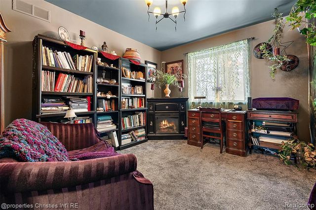 742 Feather Court, South Lyon, MI 48178