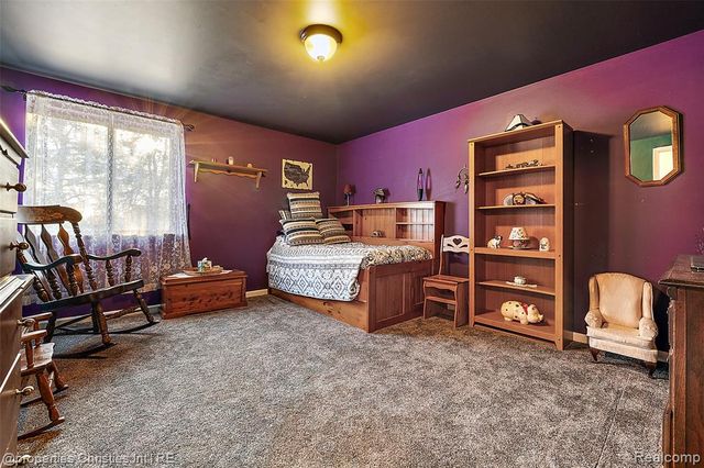 742 Feather Court, South Lyon, MI 48178