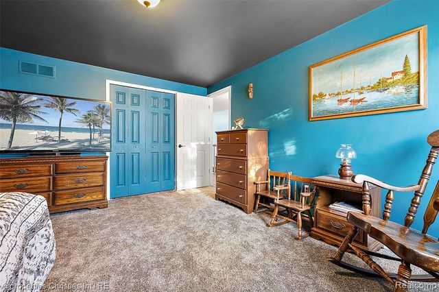 742 Feather Court, South Lyon, MI 48178