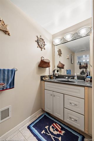 742 Feather Court, South Lyon, MI 48178