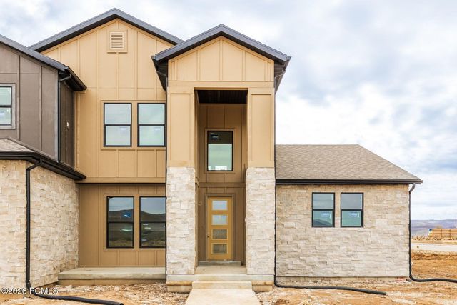 740 Lazy Way, Francis, UT 84036