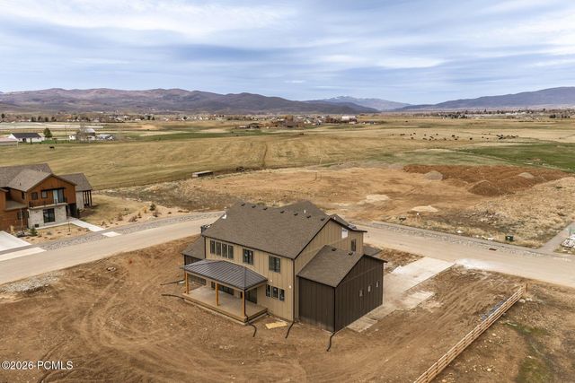 740 Lazy Way, Francis, UT 84036
