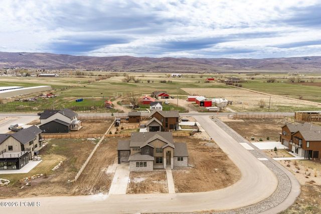 740 Lazy Way, Francis, UT 84036