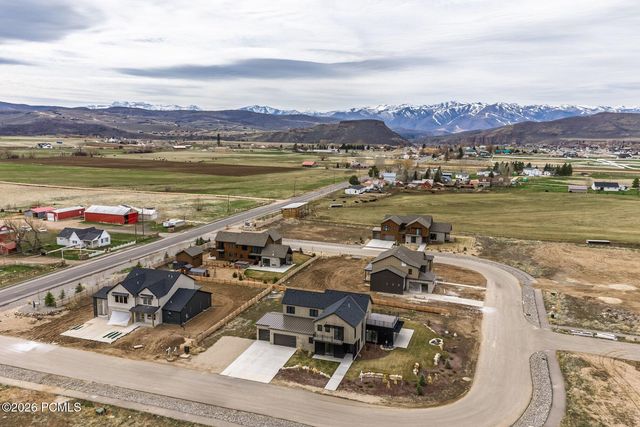 740 Lazy Way, Francis, UT 84036